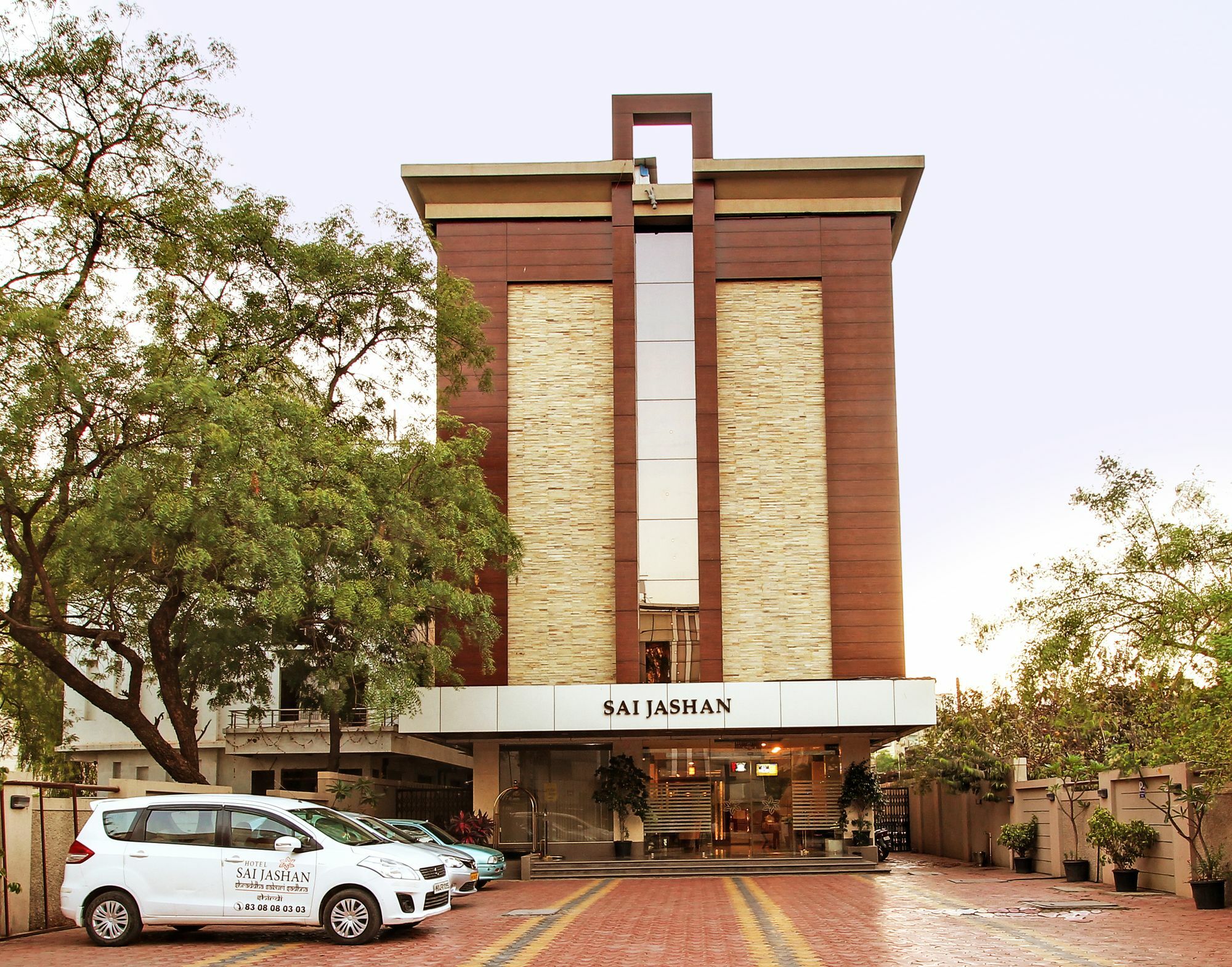Hotel Sai Jashan Shirdi - Where Blessings & Comfort Meet Luaran gambar